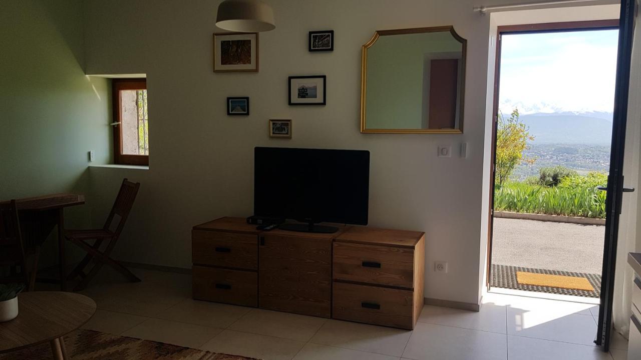 Studio Au Pied De La Montagne Et Vue Imprenable Saint-Alban (Rhone-Alps) Exterior foto